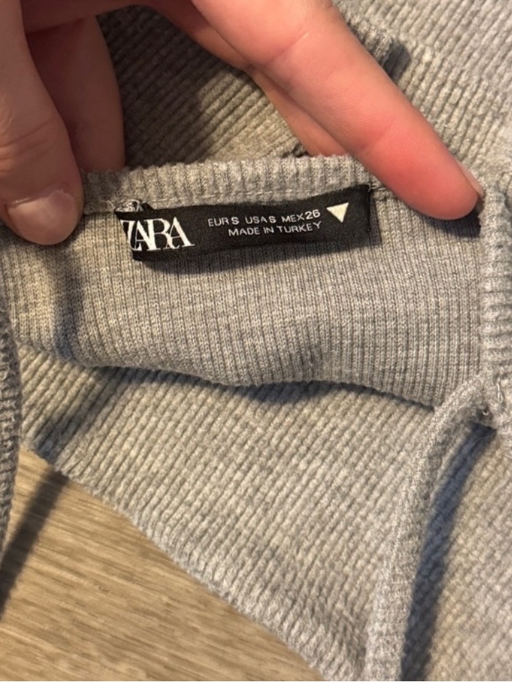 Zara Super Crop Tank Bundle - Picture 5 of 5